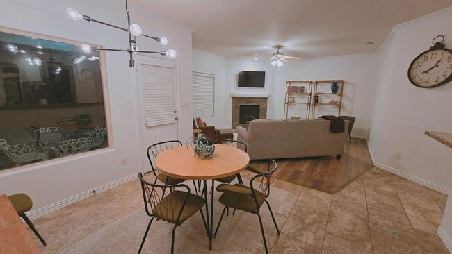 Building Photo - 7309 Raphael St