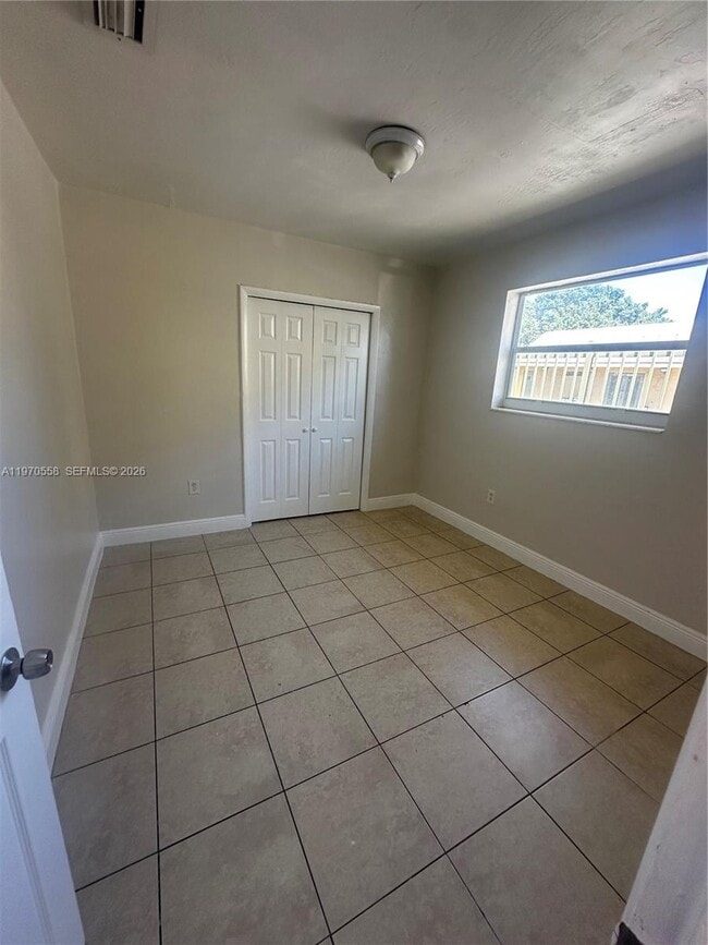 Building Photo - 237 NW 55th St