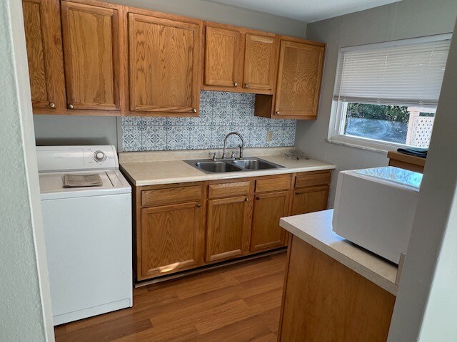 Building Photo - 12021 Mallet Dr