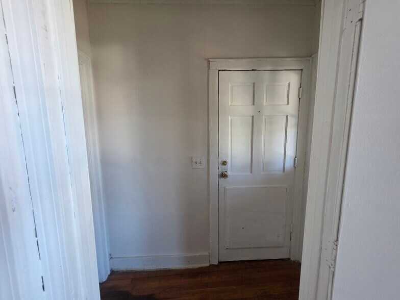 Building Photo - 50 Ranney St
