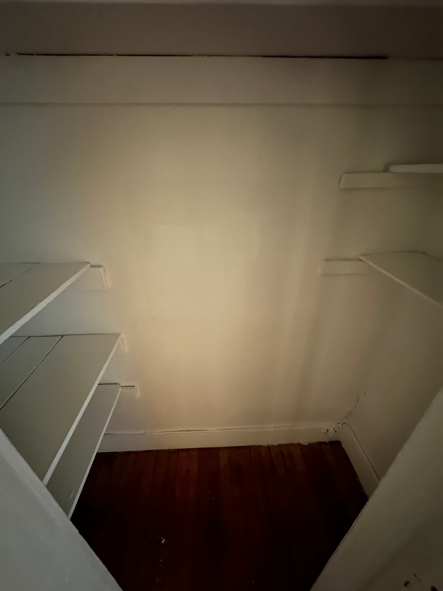 Building Photo - 403 Chestnut St