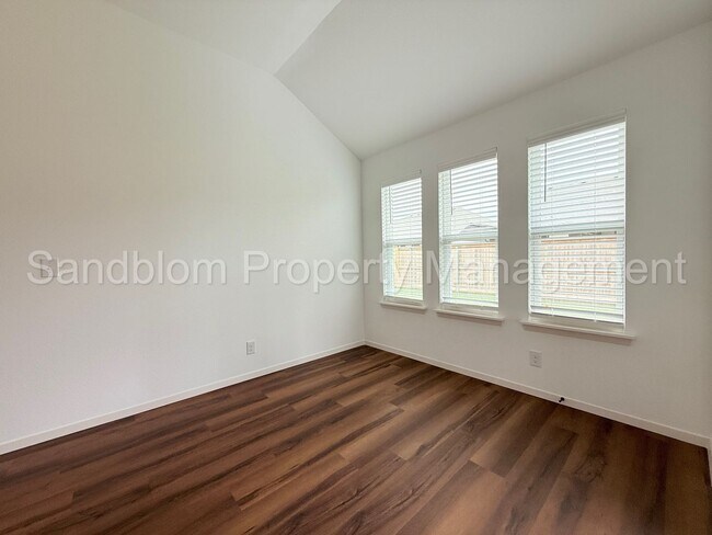 Building Photo - For Lease | Bixby | Available Now!