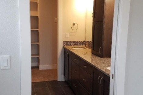 Master Bath - 448 Trailcrest Ct