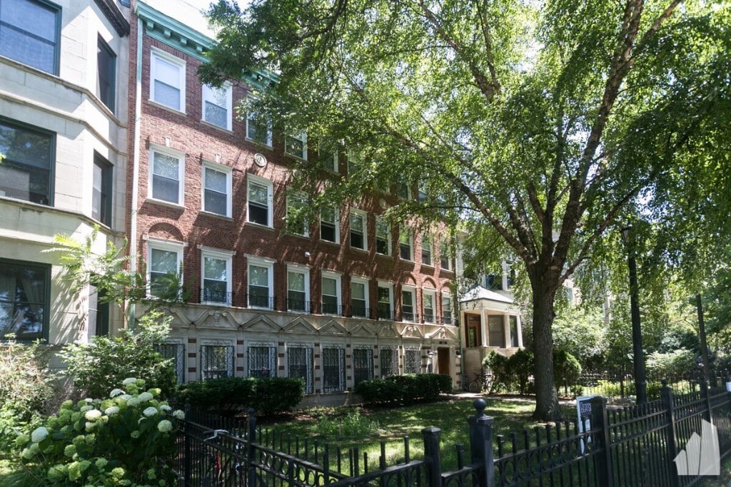 Building Photo - 4615 N Malden St