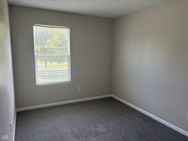 Building Photo - 8151 Firefly Way