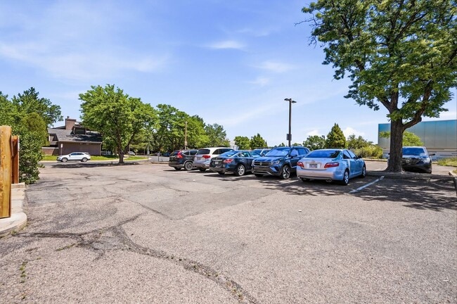Building Photo - 2280 S Oswego Way
