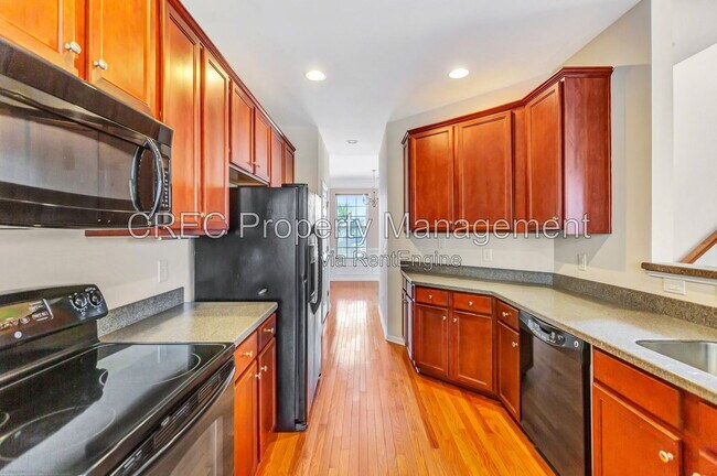 Building Photo - 9161 Parlor Dr