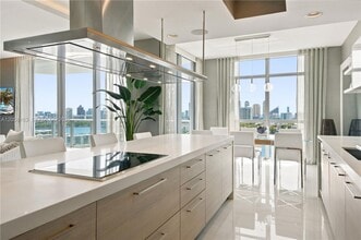 Building Photo - 17301 Biscayne Blvd