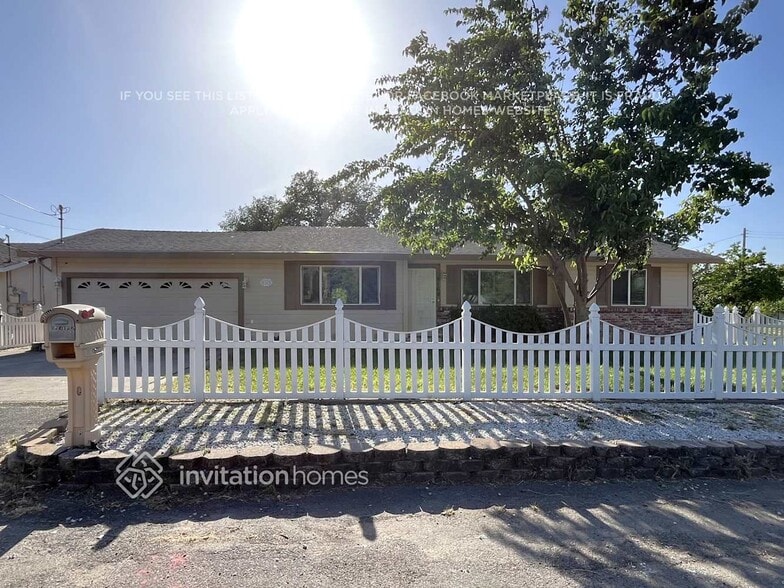 Primary Photo - 8169 Patton Ave