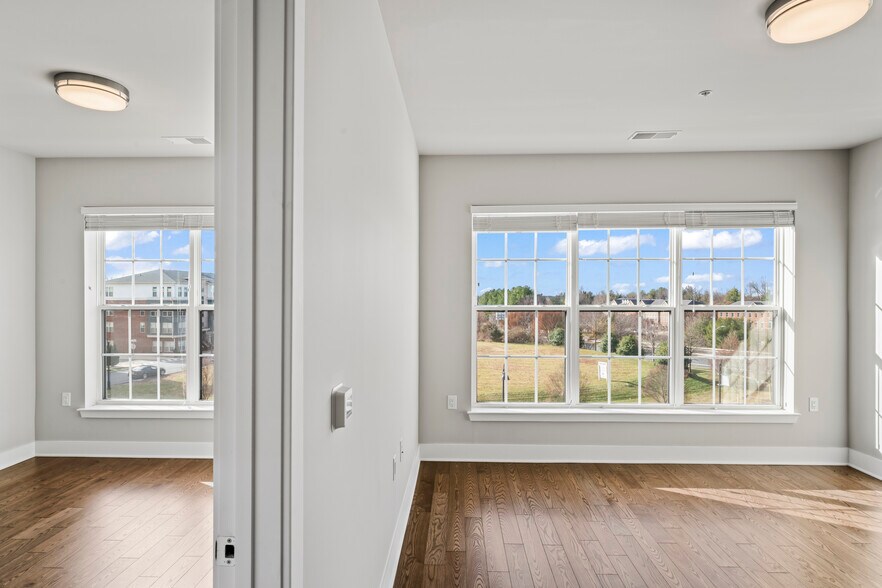 Building Photo - 506 Diamondback Dr