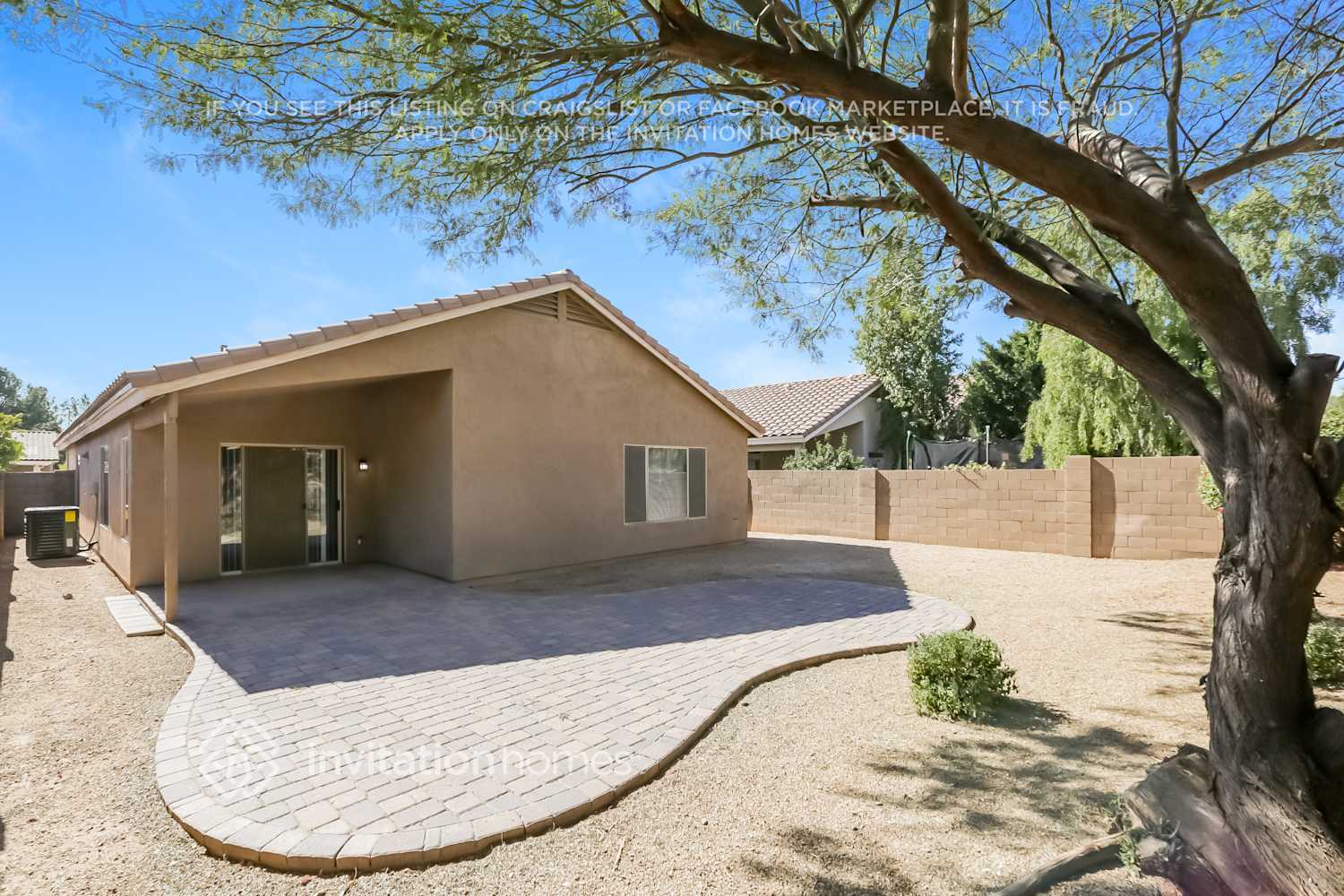 Building Photo - 900 E Jasper Dr