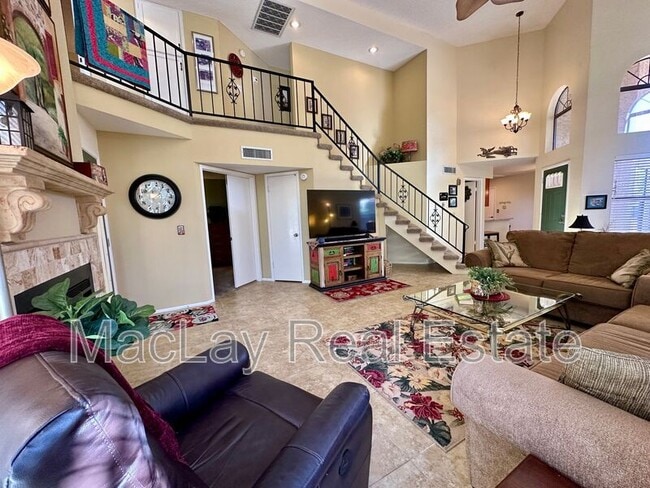 Building Photo - 5001 E Mesquite Wood Ct