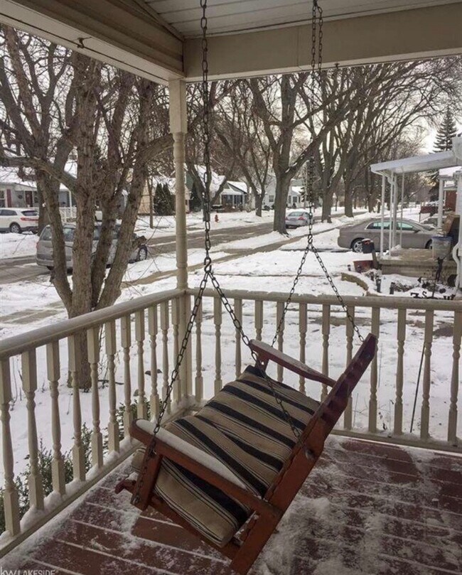 Building Photo - 2326 Barrett Ave