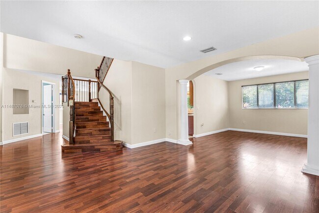 Building Photo - 18822 SW 74th Ct