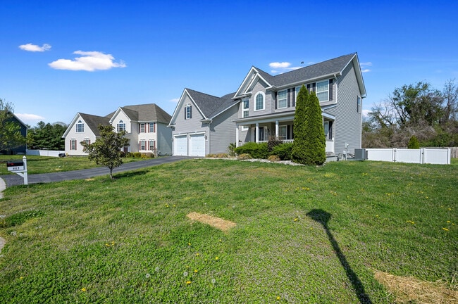 Building Photo - 463 Quail Landing Cir