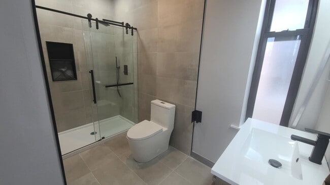 Building Photo - 6443 S Peoria St