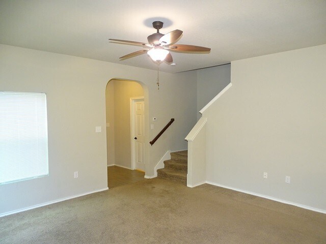 Building Photo - 5826 Grandwood Dr