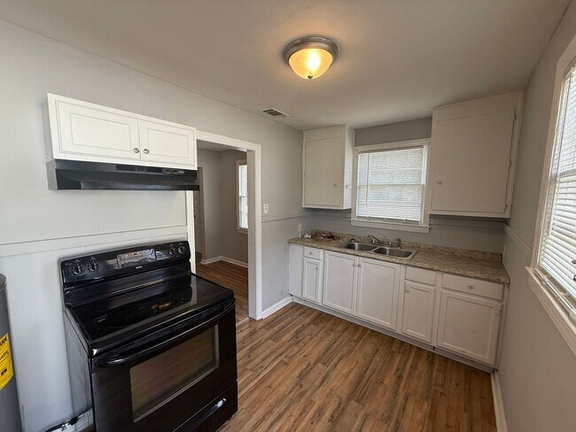 Building Photo - ***TOTAL ELECTRIC 2 or 3 Bedroom / 1 Bathroom Home for Rent in Columbus, GA***