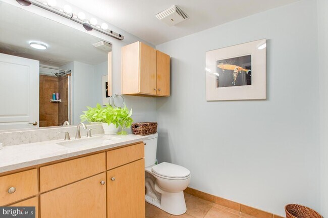 Building Photo - 631 D Street NW