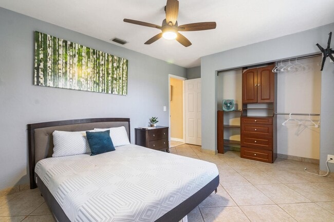 Building Photo - 2258 Palmetto Rd