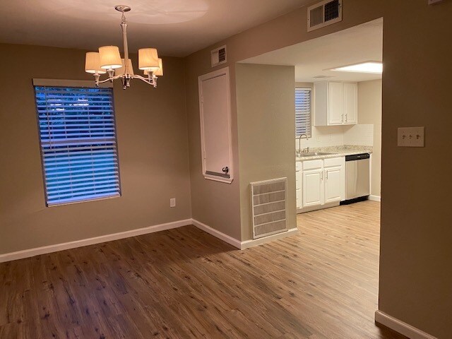 Dining to Kitchen - 404 S Texas Dr