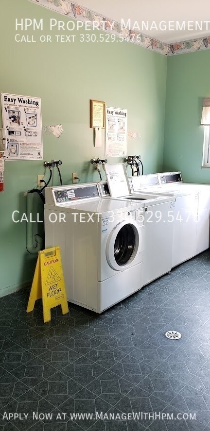 Building Photo - 1821 Ferndale Rd NW