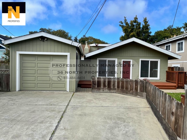 Building Photo - Charming 3- Bedroom Home in Monterey with ...
