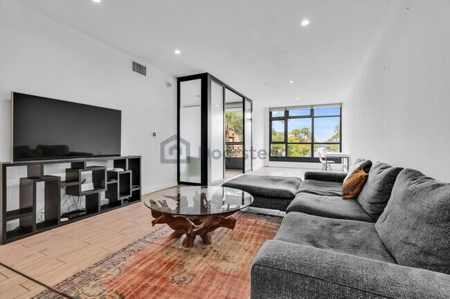 Building Photo - 13045 Pacific Promenade