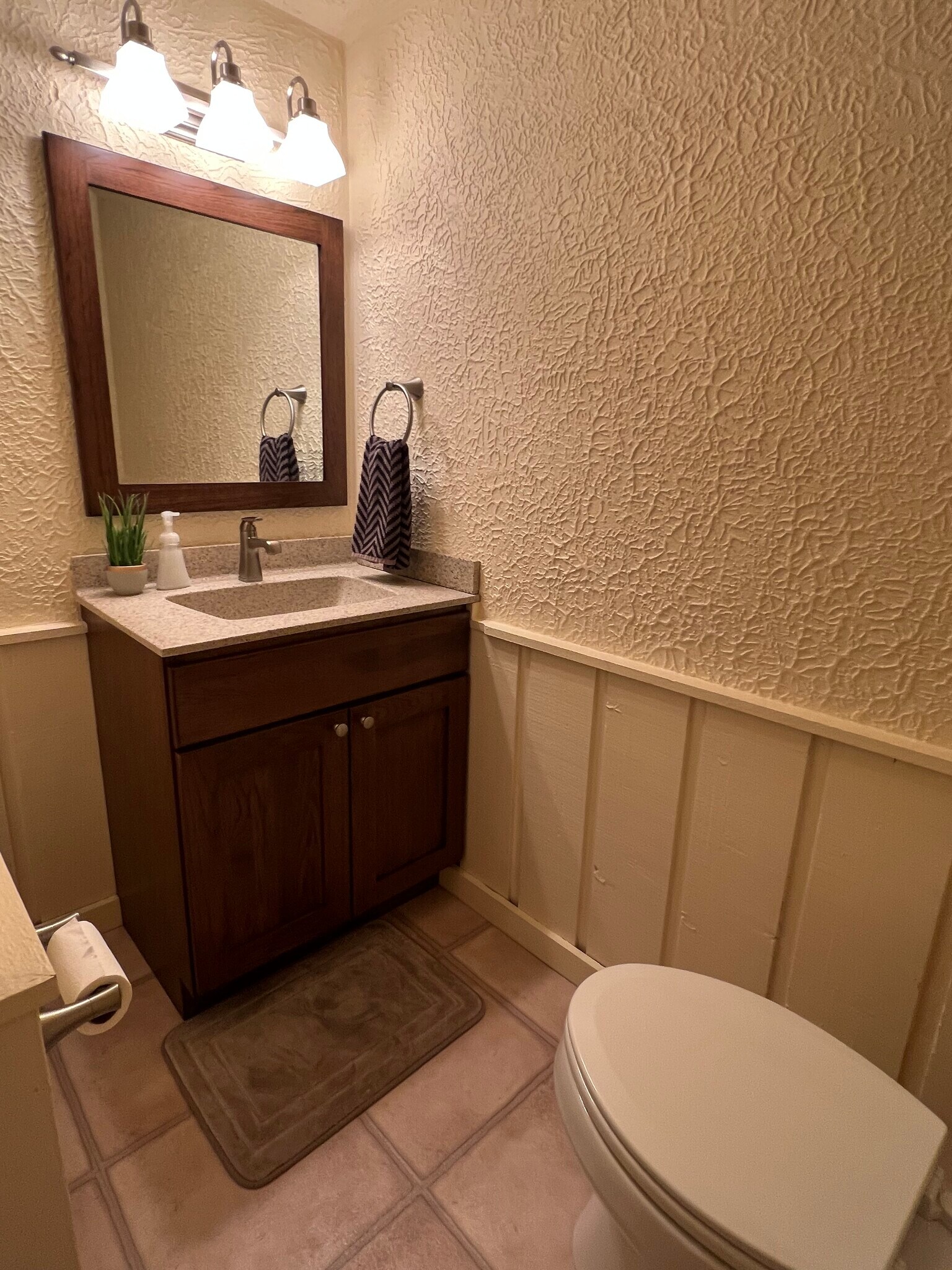 Building Photo - 1200 36th Ave