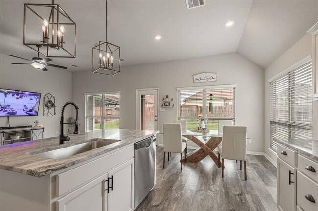 Building Photo - 124 Worley Way