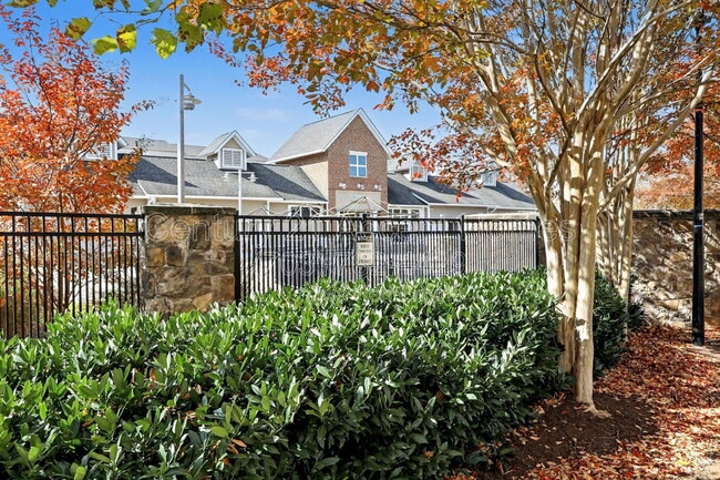 Building Photo - 22824 Ferncrest Terrace