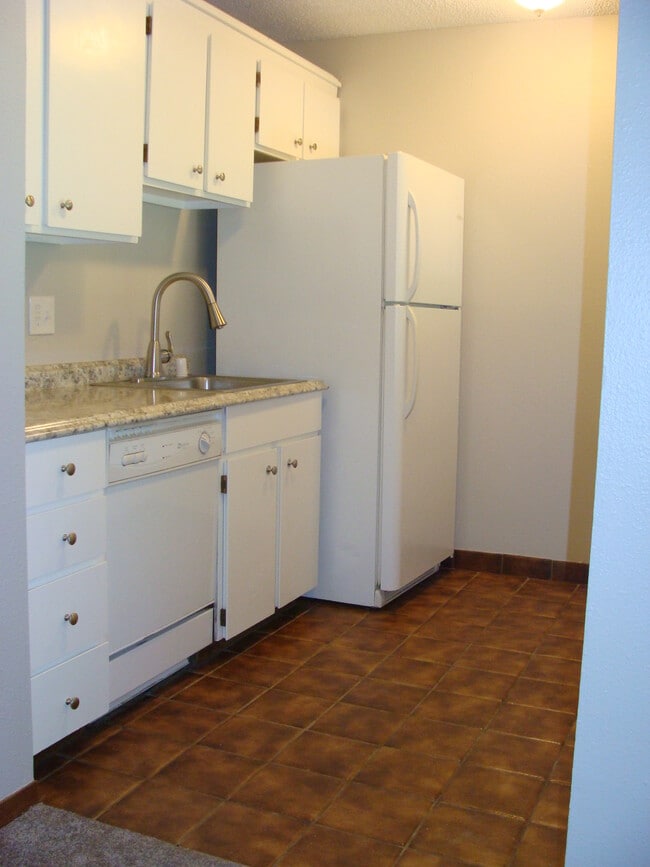 Building Photo - 414 W Beaver Creek Blvd