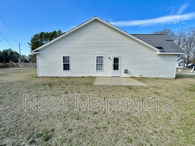 Building Photo - 804 Nighthawk Pl
