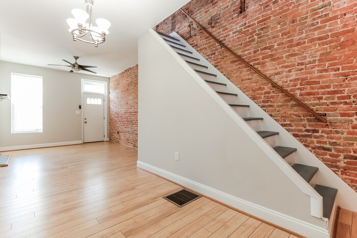Building Photo - 1437 Decatur St
