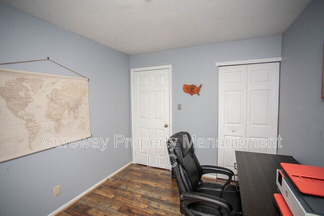 Building Photo - 4208 Aberdeen Ln