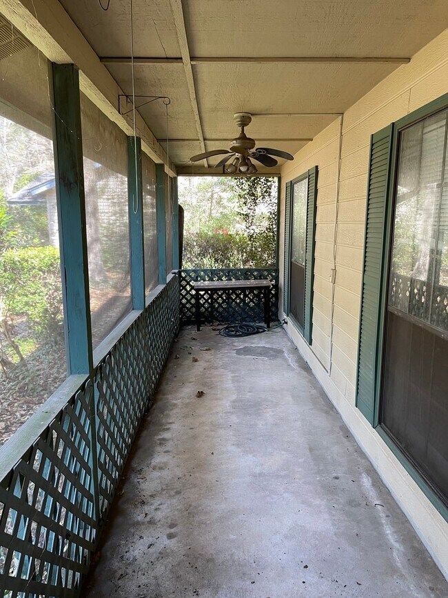Building Photo - 2509 Arthurs Ct Ln