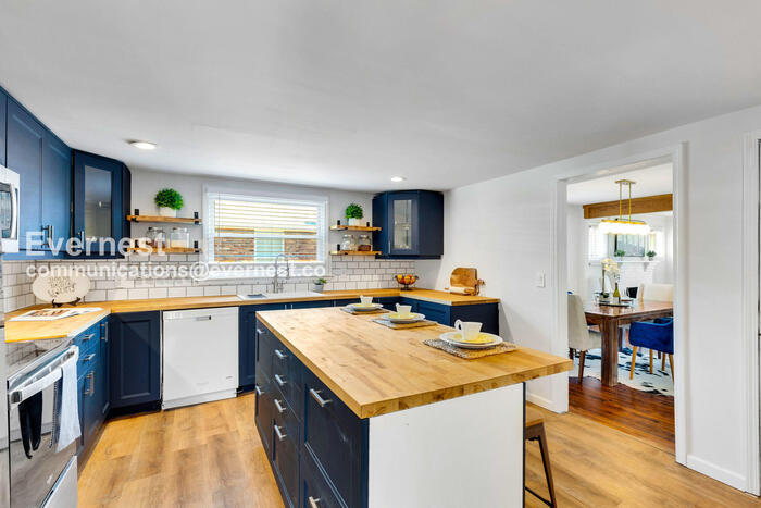 Building Photo - 1605 Straightway Ave