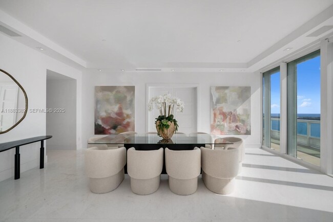 Building Photo - 1643 Brickell Ave