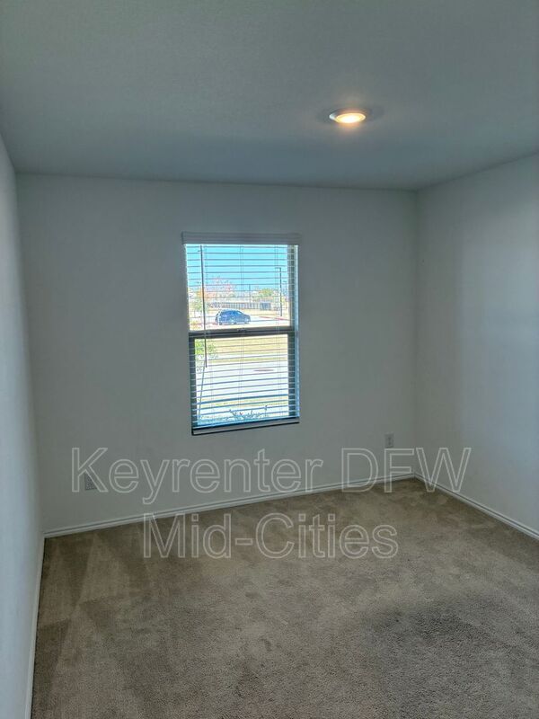 Building Photo - 2840 Eppright Dr