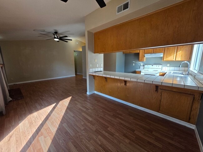 Building Photo - 3-bedroom single story in Turlock!