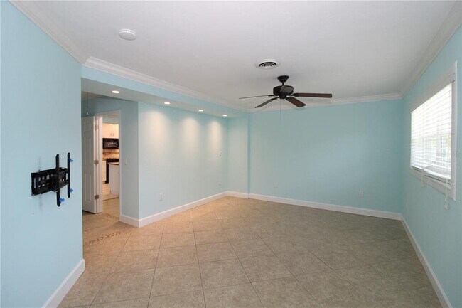 Building Photo - 2705 S Brink Ave