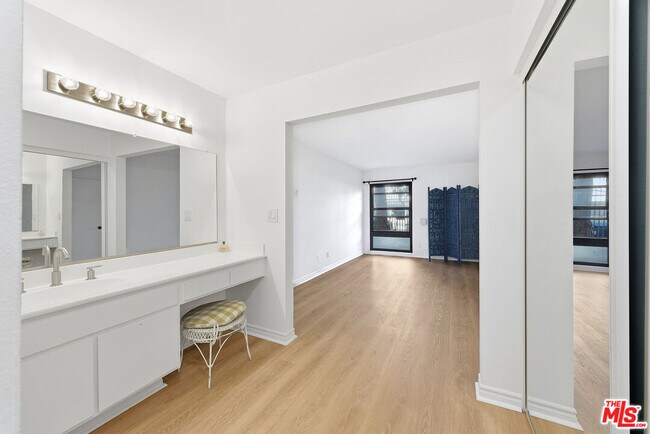 Building Photo - 7740 Redlands St