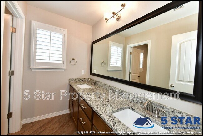 Building Photo - 6933 Copper Town Dr