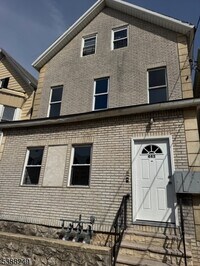 Building Photo - 443 Fulton St