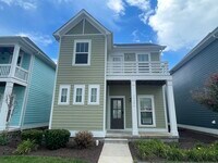 Building Photo - Waterford Village 3 bedroom home with a 2 car garage!