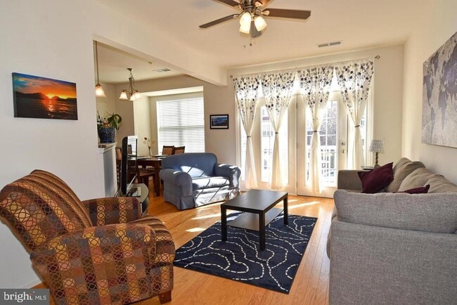 Building Photo - 45740 Winding Branch Terrace