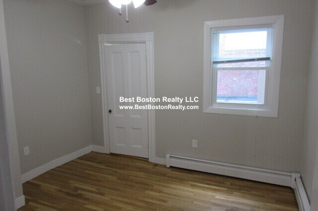 Building Photo - 26 John F. Kennedy St