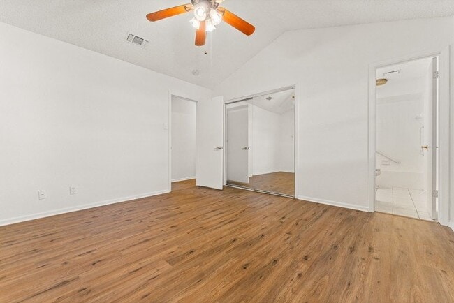 Building Photo - 1376 Poppy Ln