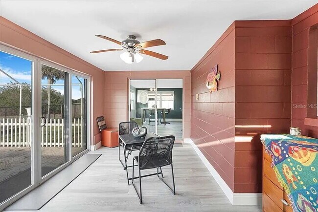 Building Photo - Fully Renovated 2-Bed, 2-Bath Retreat in G...
