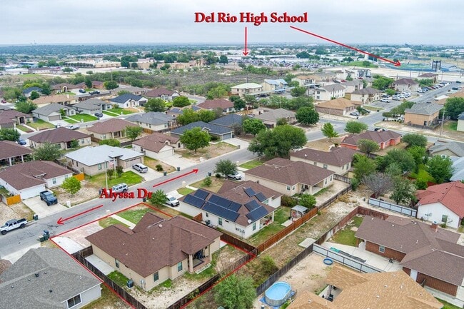 Building Photo - 210 Alyssa Dr